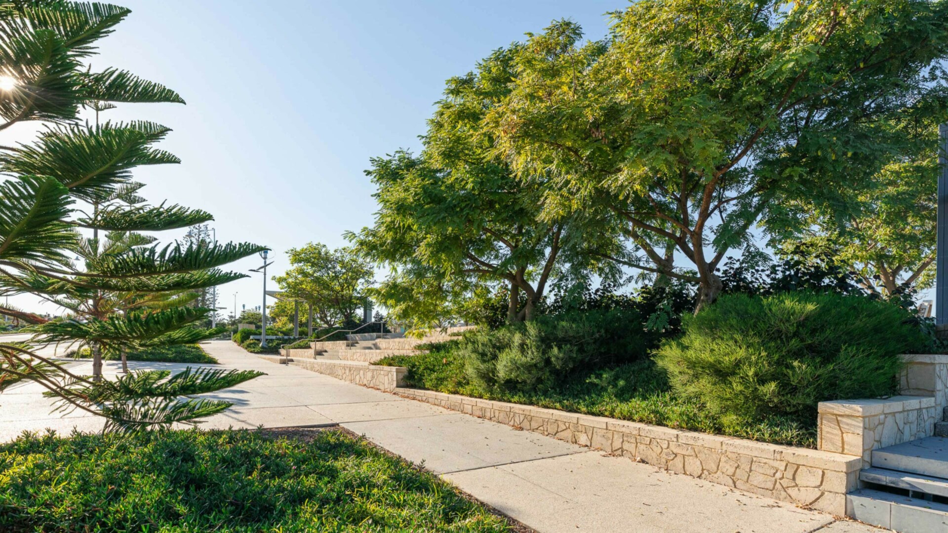 Catalina, Mindarie and Clarkson, park walk way