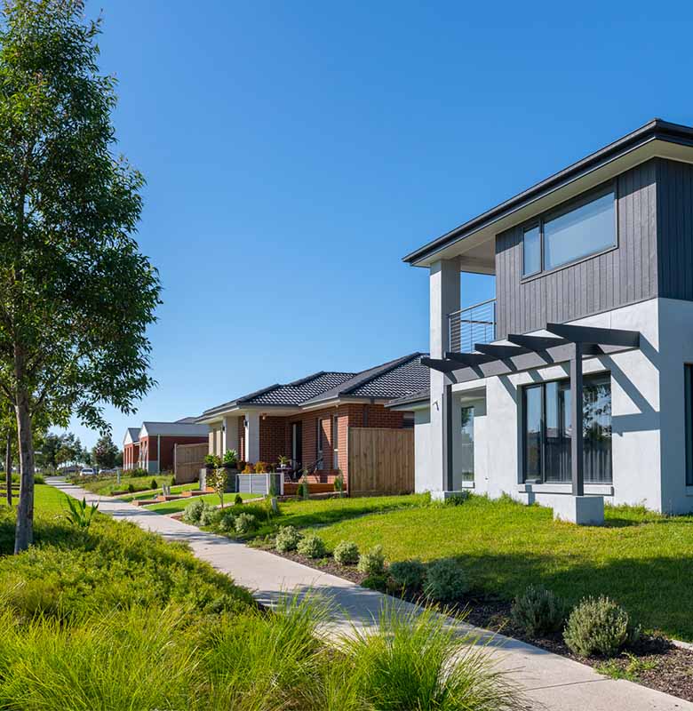 Arcadia, Officer entry homes