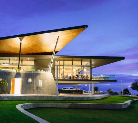 Eden Beach, Jindalee, The Beach House at night