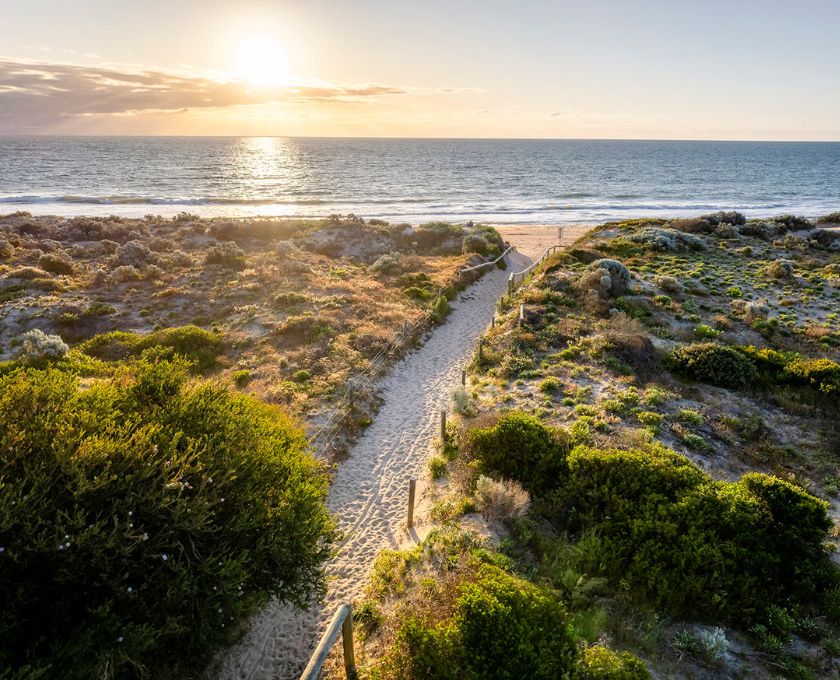 Seaside, Madora Bay, entry to the beach