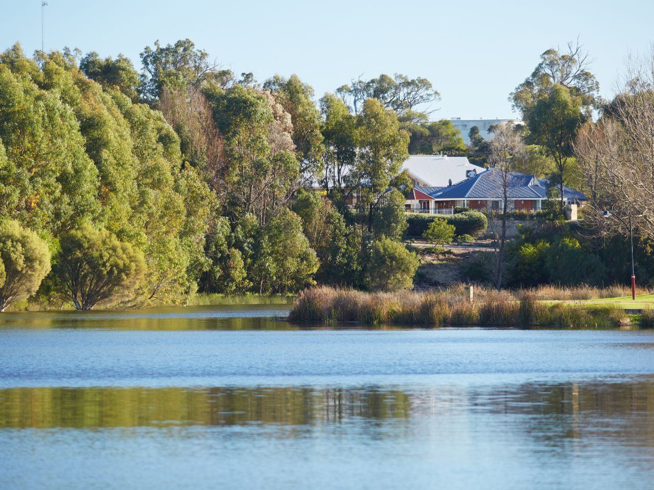 Dalyellup Beach, Dalyellup view of the community