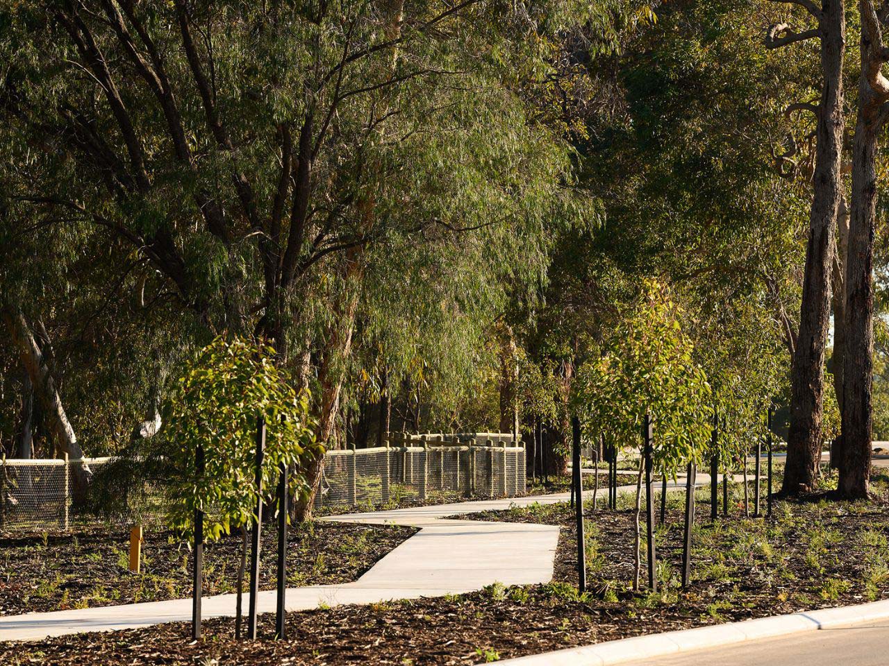 Myella, Wanneroo, walk ways