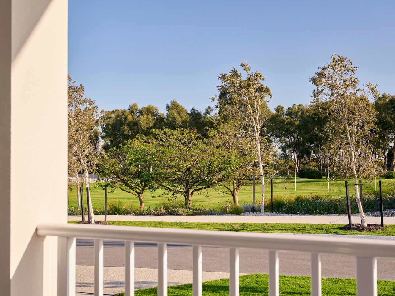 Seaside, Madora Bay, park front view