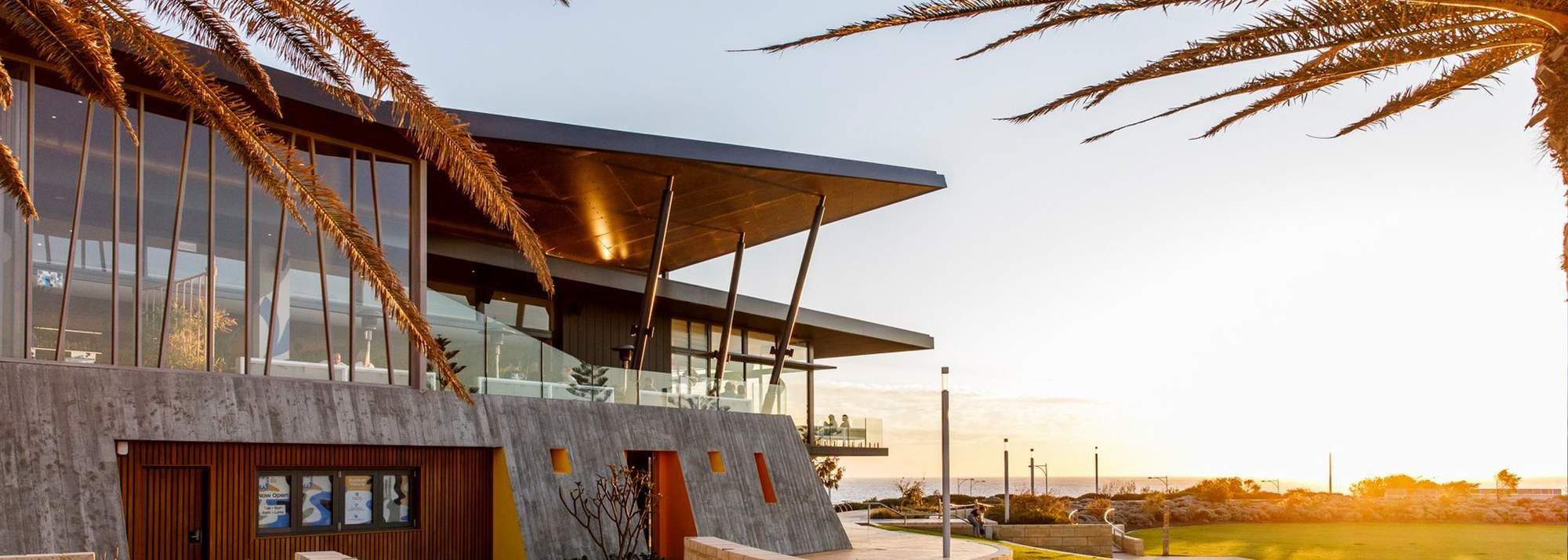 Eden Beach, Jindalee, view of the beach house
