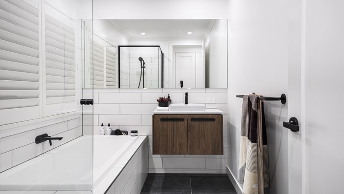 Brighton Homes The Greyson bathroom