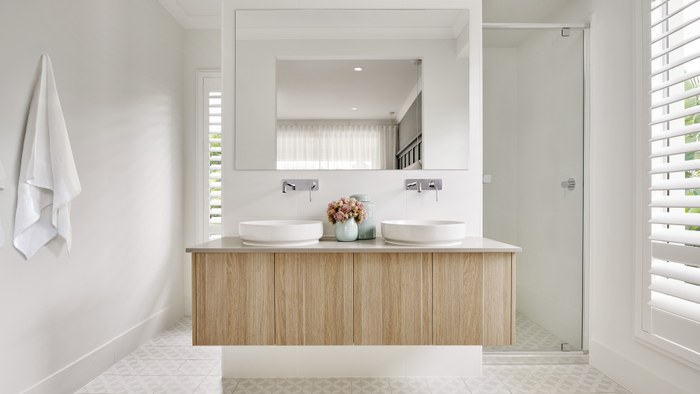 Coral Homes Noosaville ensuite