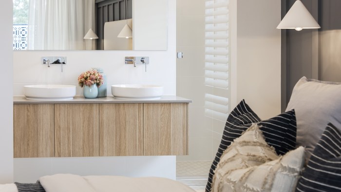Coral Homes The Noosaville master bedroom