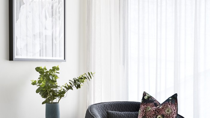 Homebuyers Centre Lawson 28 couch