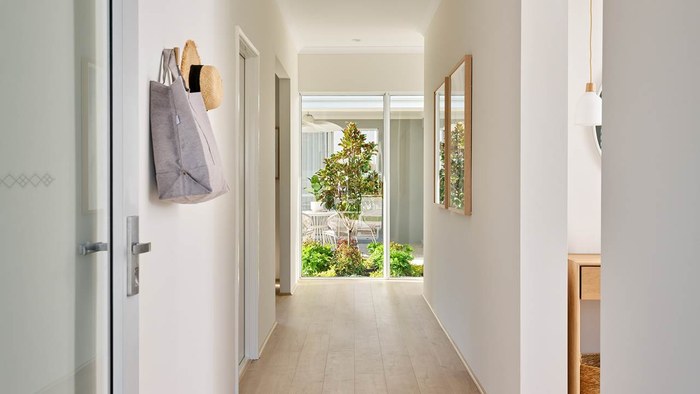 Summit Homes the el mar hall way