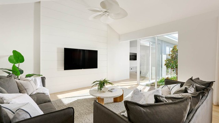 Summit Homes The el Mar lounge room