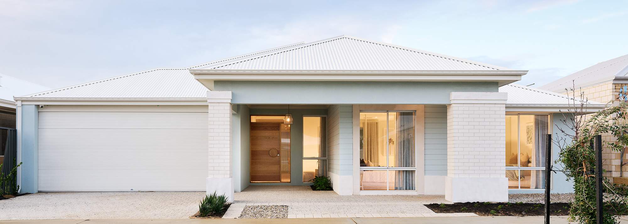 Seaside, Madora Bay, Terrace Homes, The Portland frontage