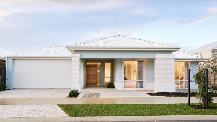 Seaside, Madora Bay, The Portland, front of house