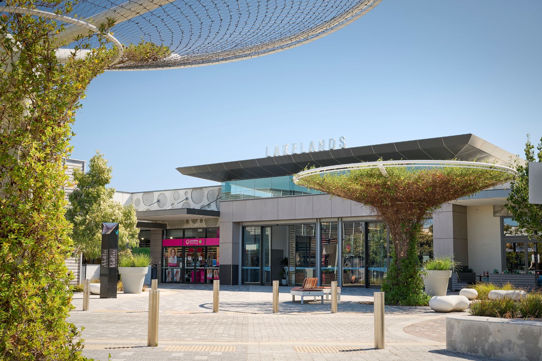 Ocean Hill, Lakelands Shopping Centre