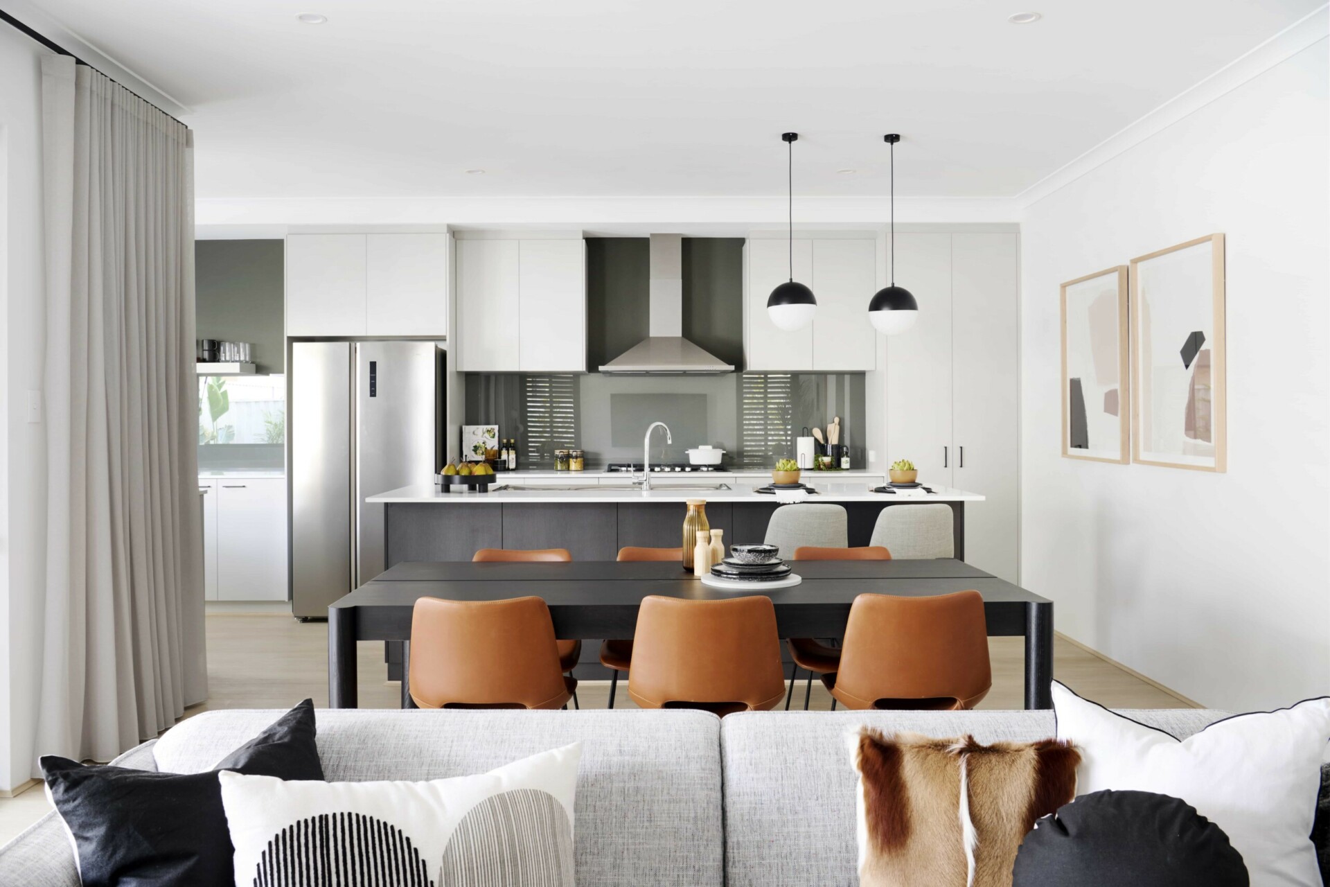 Homebuyers Bells living, dining and kitchen