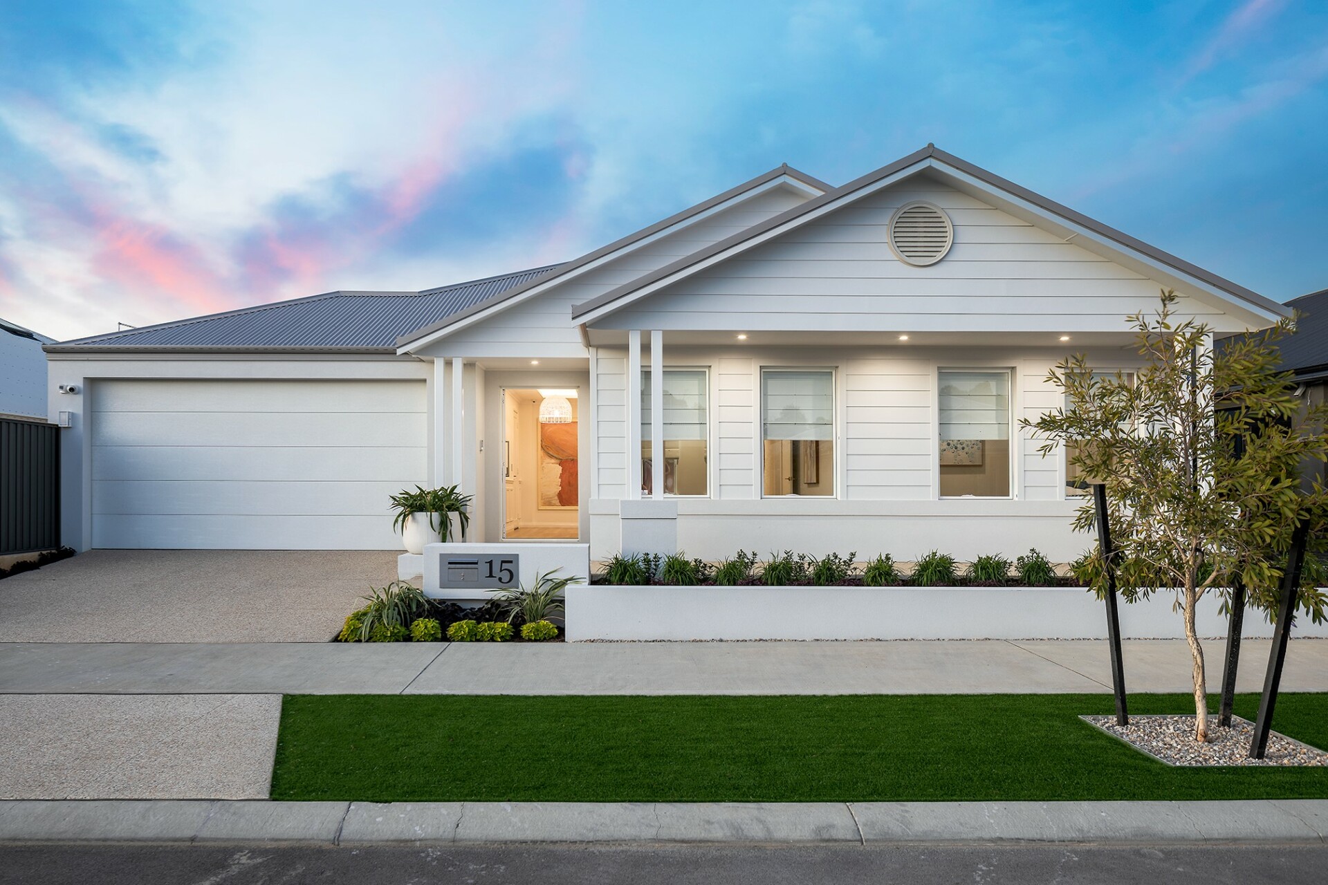 Shelford Beach House front facade