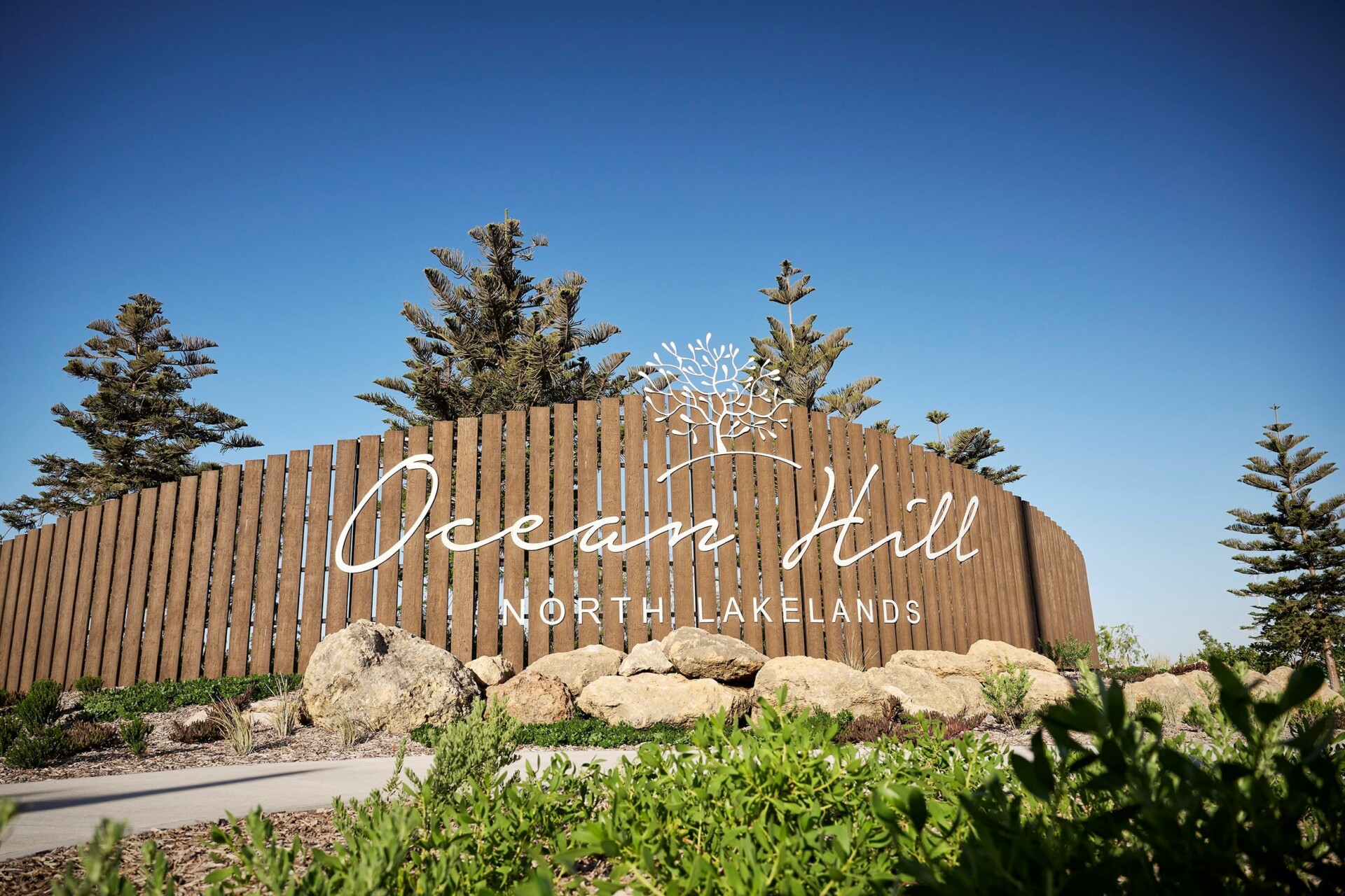 Ocean Hill, Lakelands, entry statement