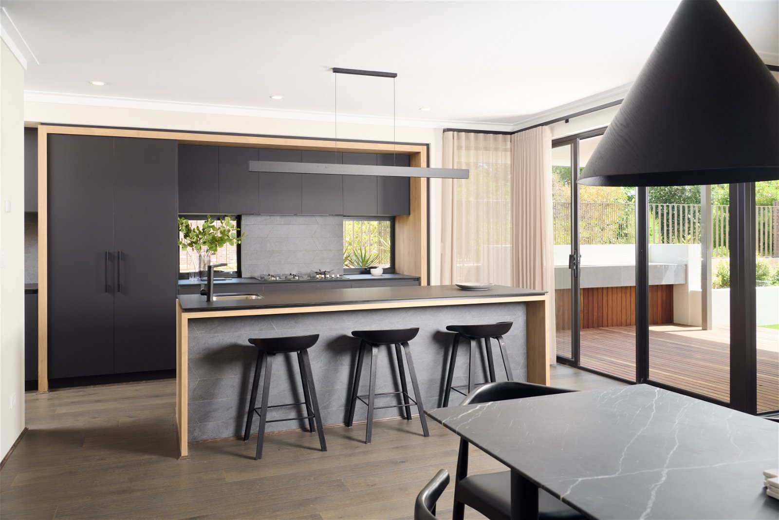 Gallery, Willagee, Residential Attitudes The Banksy 2 kitchen and dinning