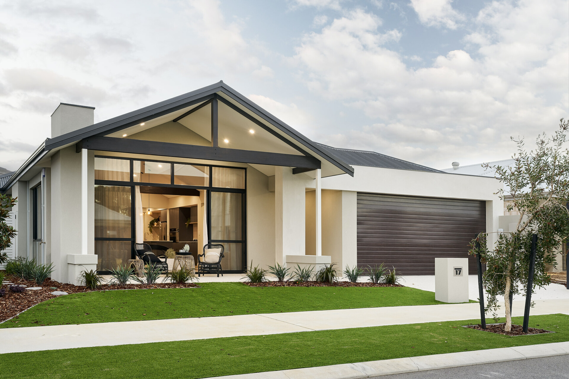 New Choice homes The Reef front yard