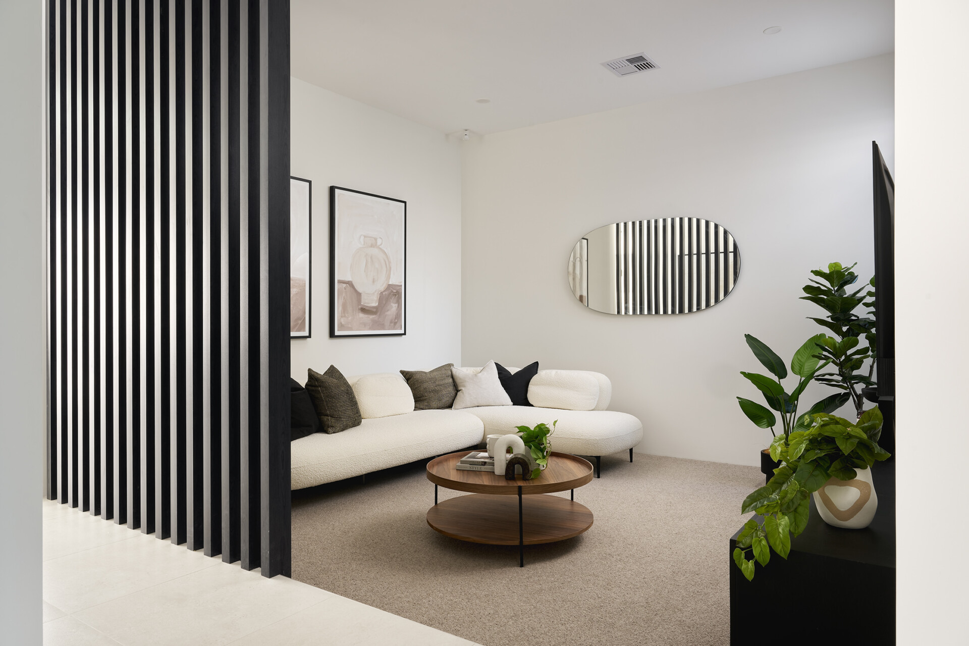 Summit Sento family room