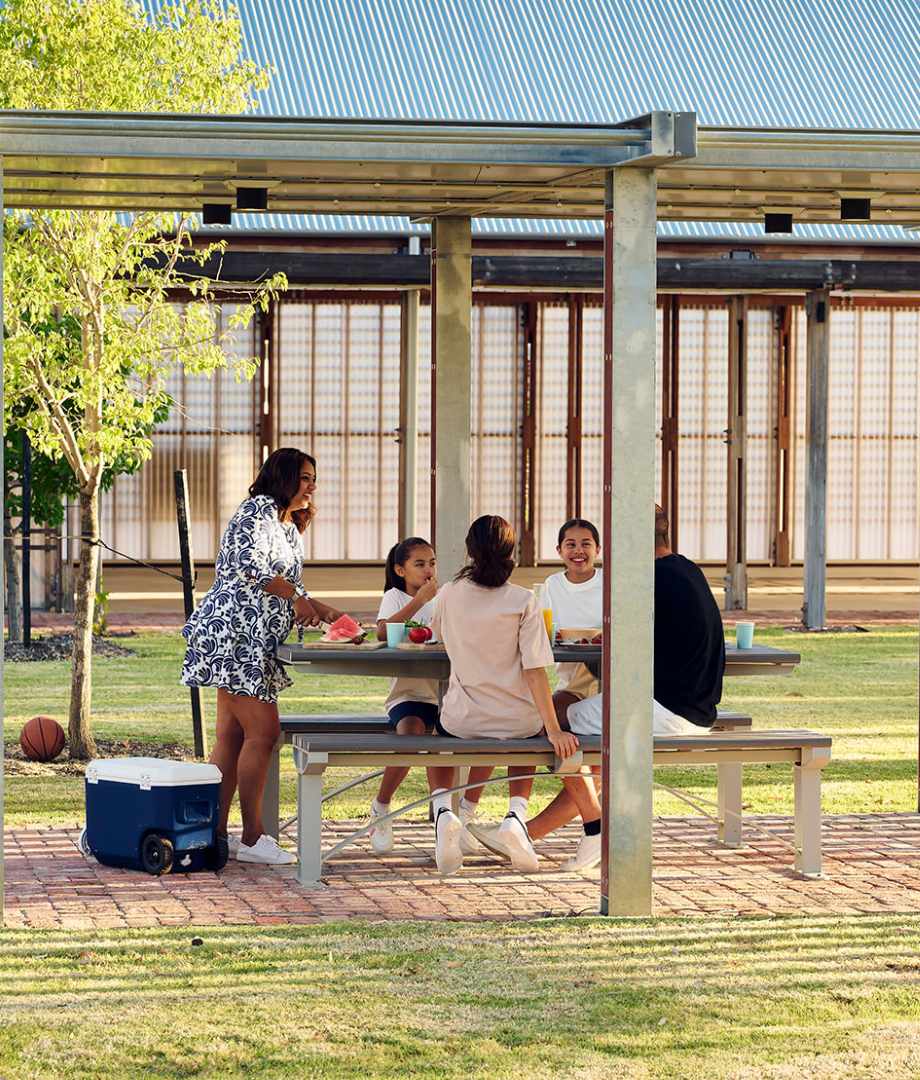 Family enjoying a picnic at Clementine in Upper Swan
