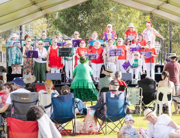 Allara Christmas community carols