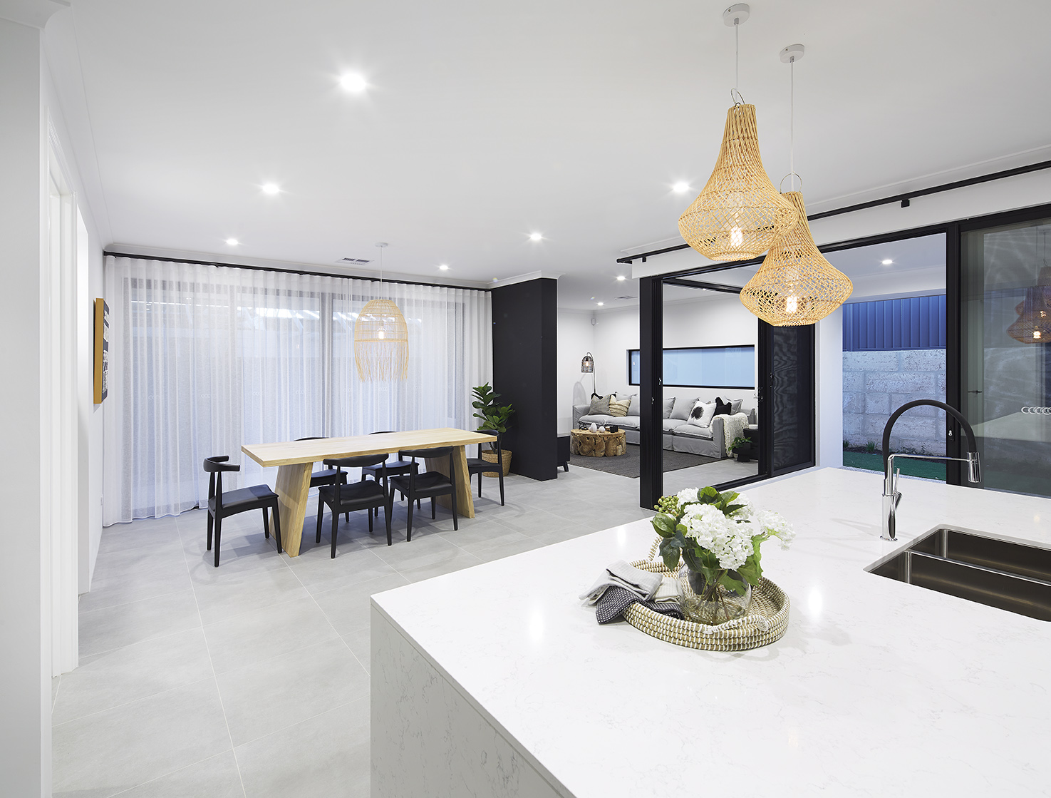 Blueprint Homes The Selacosa kitchen, dining and lounge room