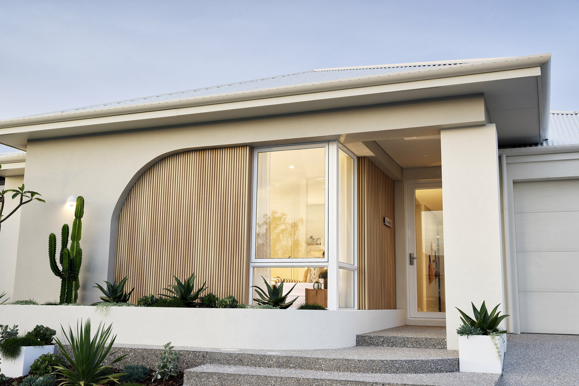 Dale Alcock The Essence front facade