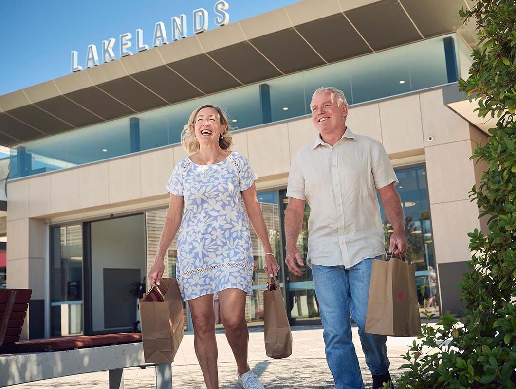 Lakelands shopping centre