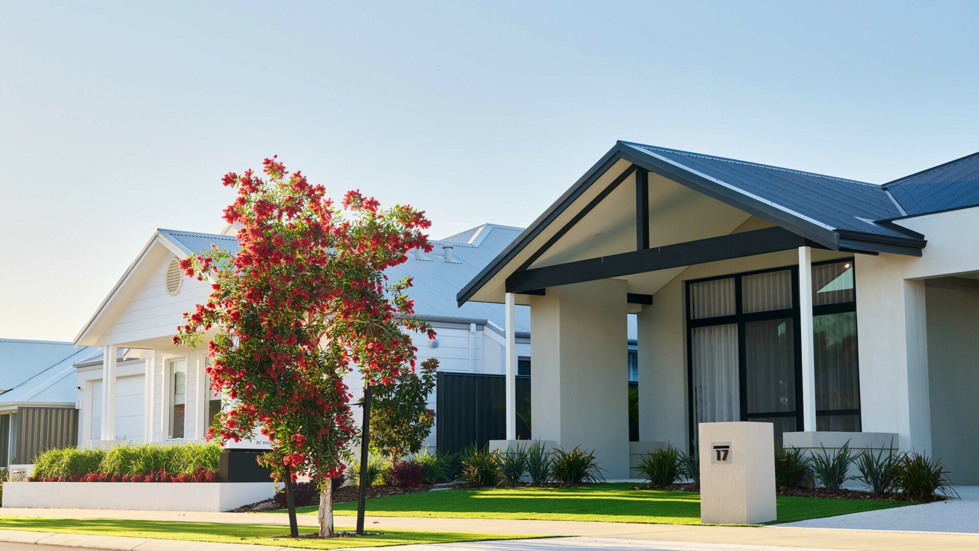 Seaside, Madora Bay housing
