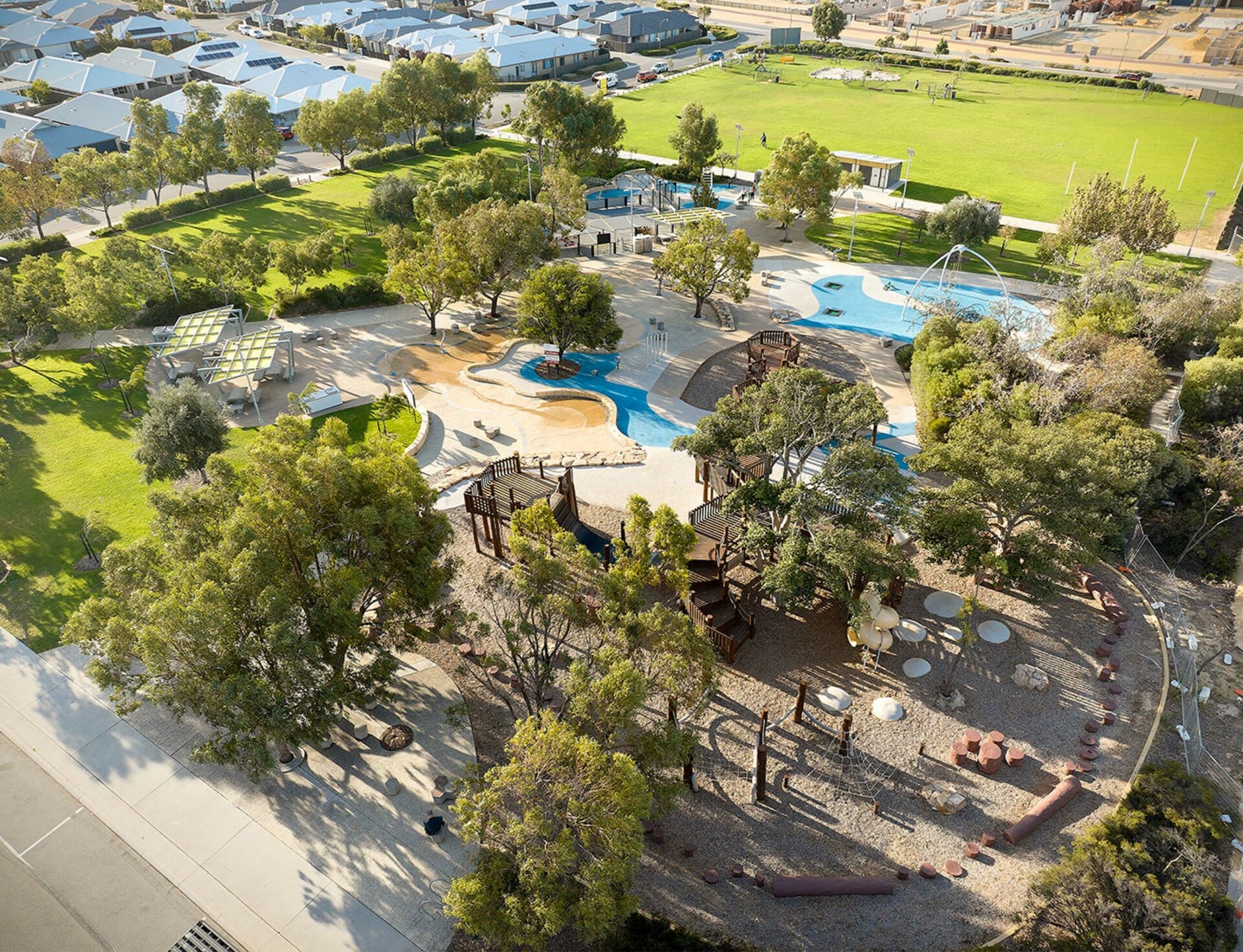 Allar, Eglinton aerial view of playground