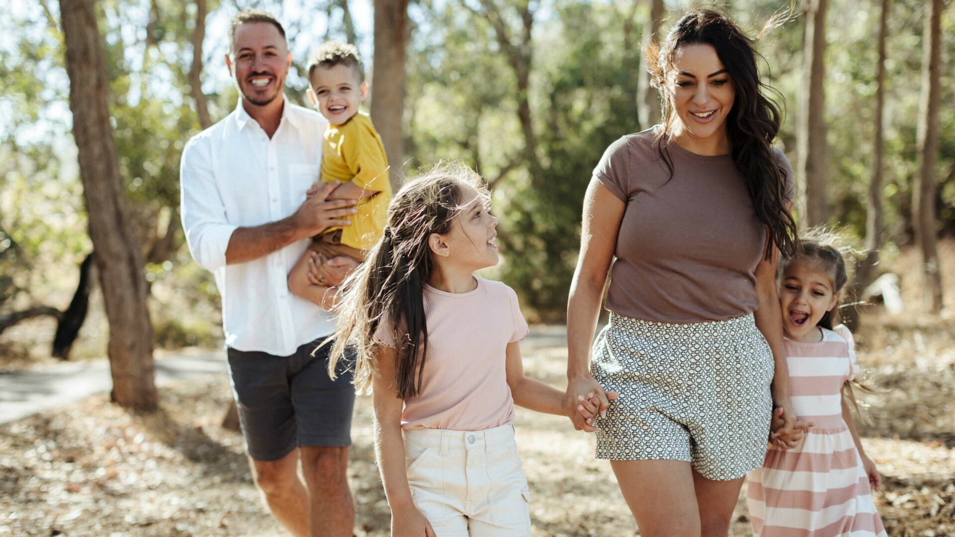 The Glades, Byford young family