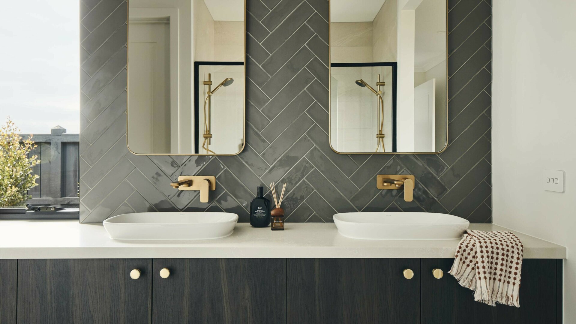 Boutique Homes Seville 28 bathroom