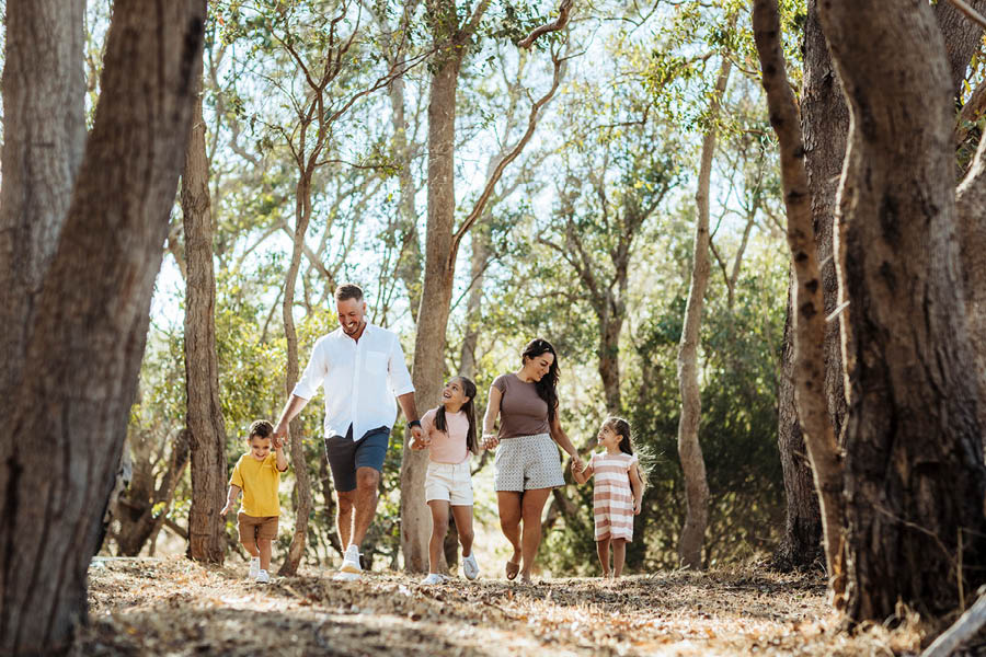 The Glades, Byford young family going for a nature walk