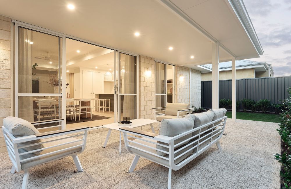 indi display home alfresco