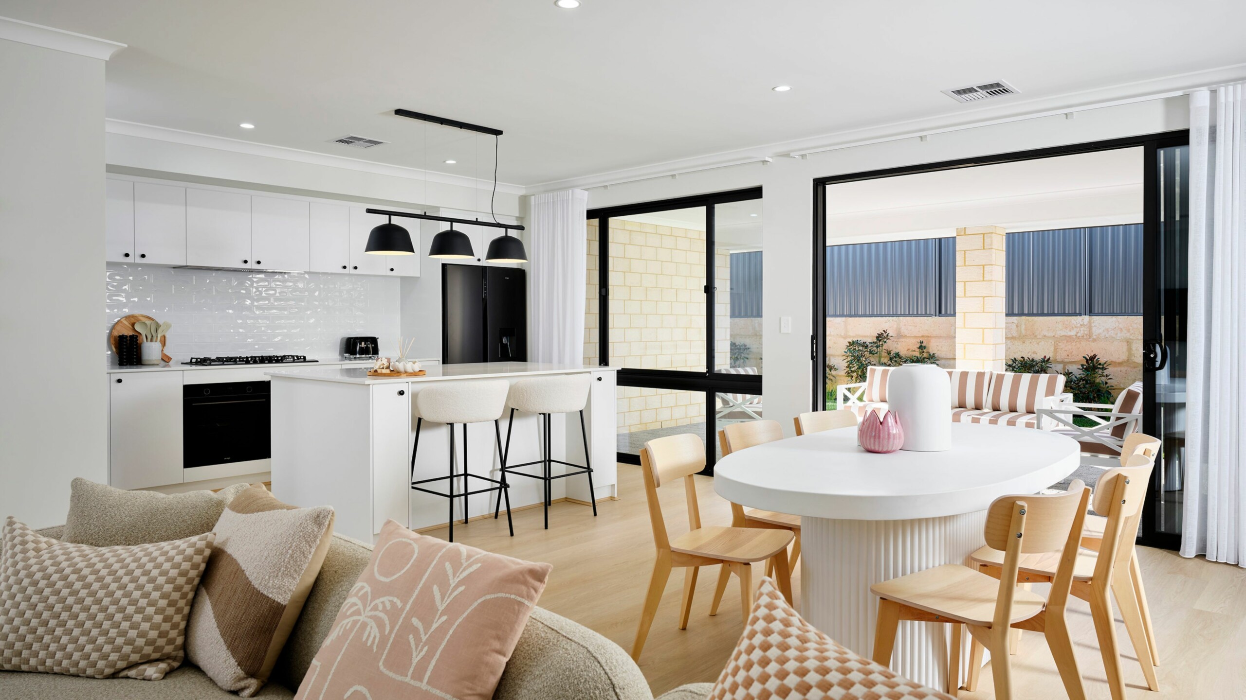 B1 Homes   The Hansen   Seaside Display Village (3)